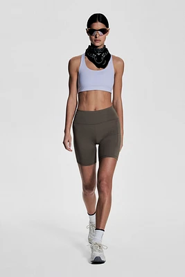 Pocket-Detail Biking Shorts with DryMove™