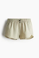 Lightweight Sports Shorts with DryMove™