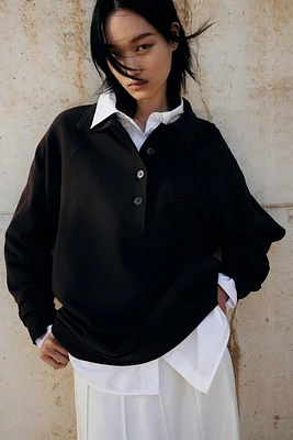 Sweatshirt with Collar