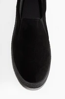 Slip-on trainers