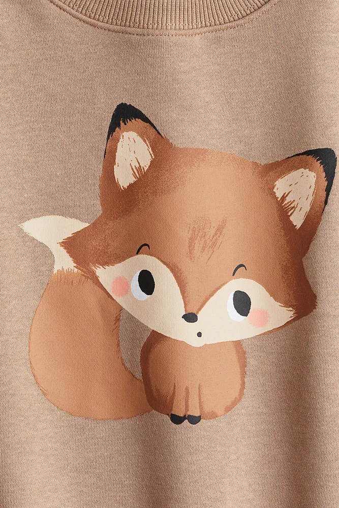Sweatshirt
