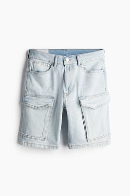 Short cargo Coupe Amincie en denim