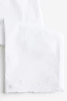 Pyjama en broderie anglaise
