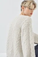 Chandail brodé en tricot torsadé