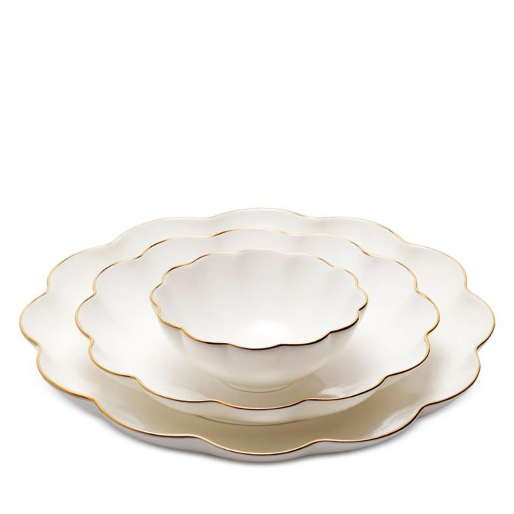 Scalloped Nesting Serving Dishes, Set of 3