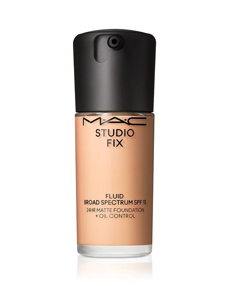 Studio Fix Fluid SPF 15 24HR Matte Foundation + Oil Control 1 oz.