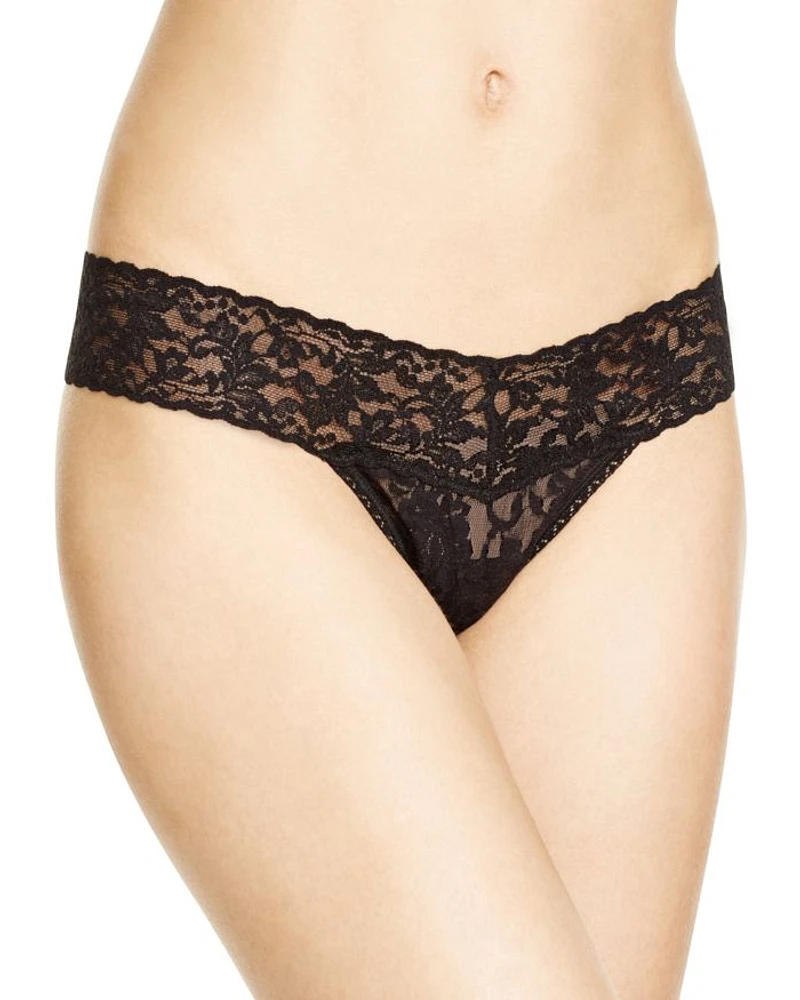 Signature Lace Petite Low Rise Thong