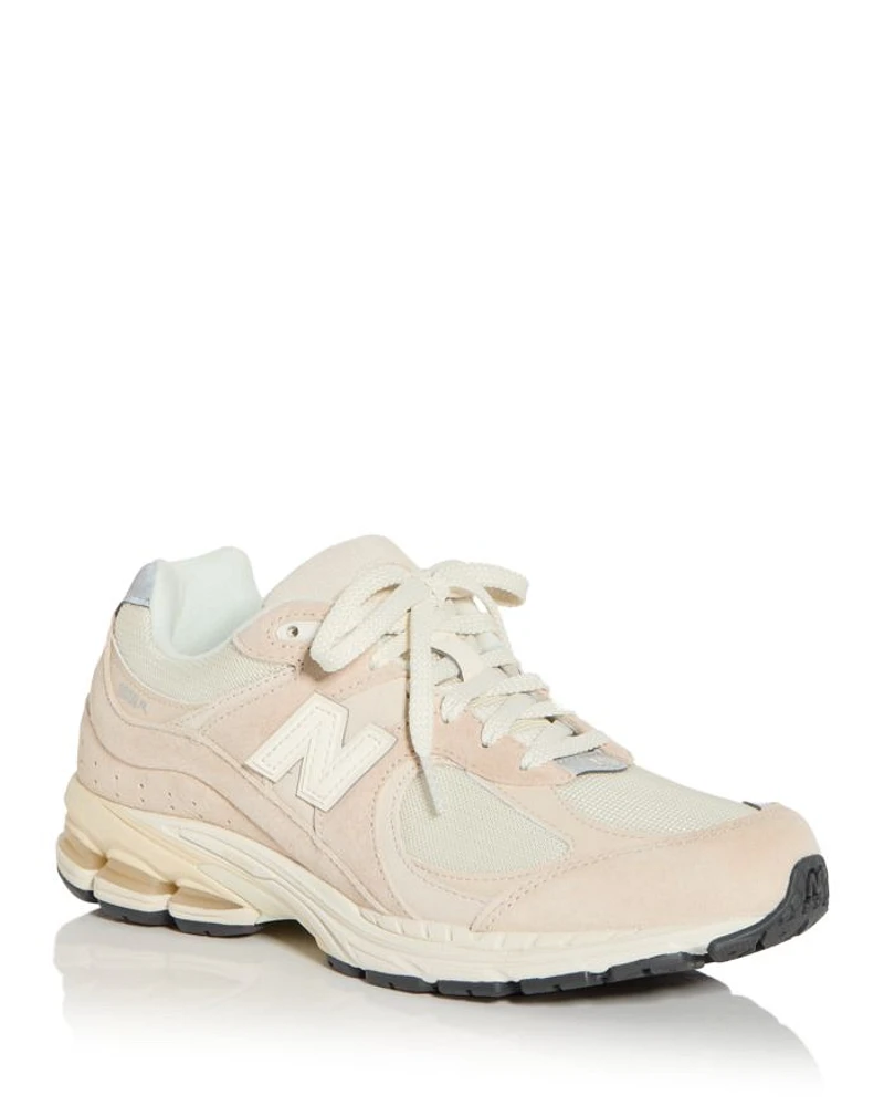 Women's 2000R Low Top Sneakers