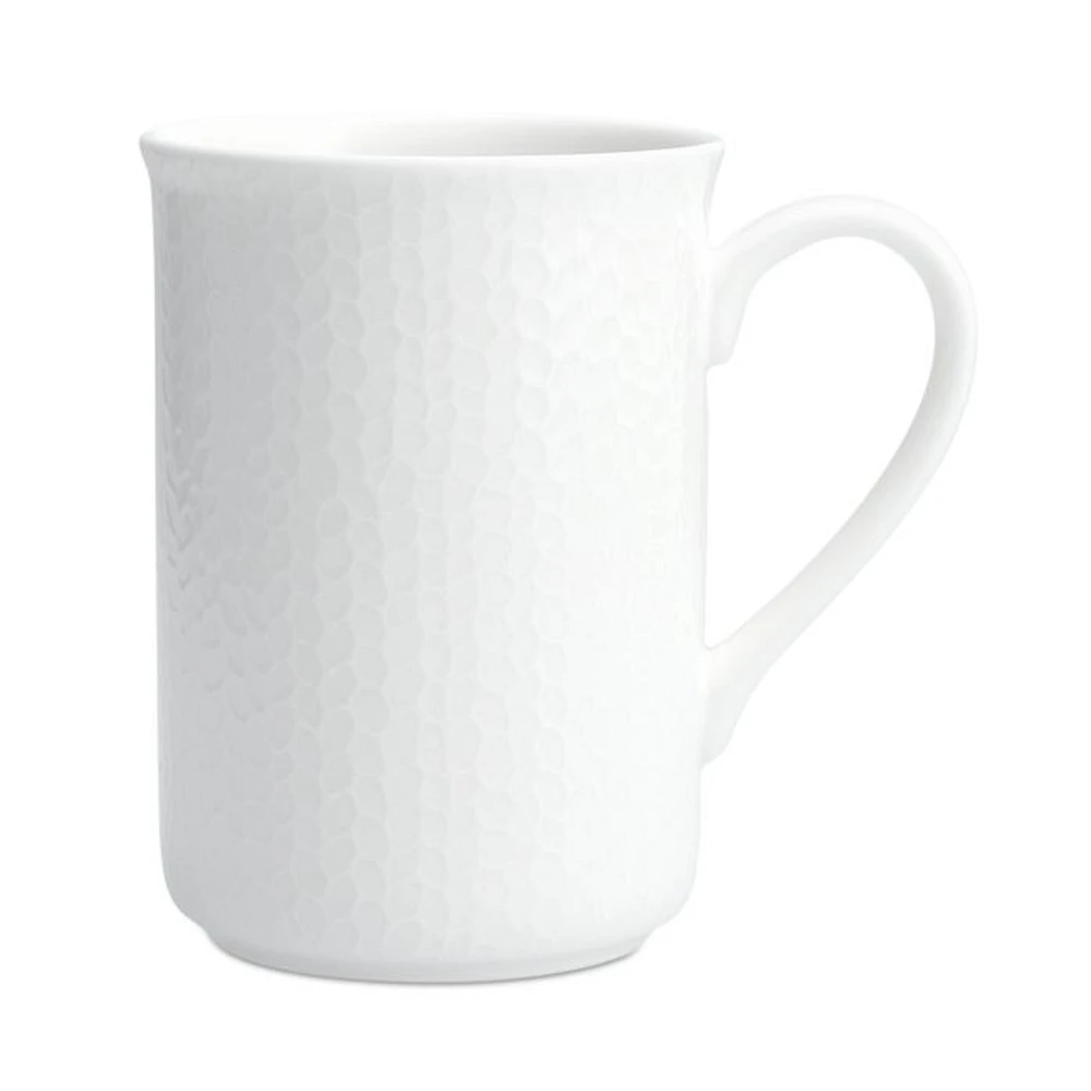 Amanda White Embossed Mug, Set of 4
