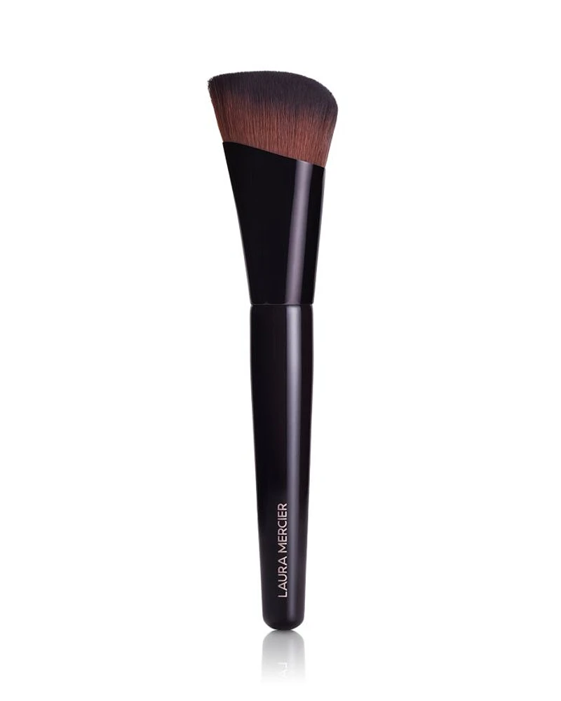 Real Flawless Foundation Brush