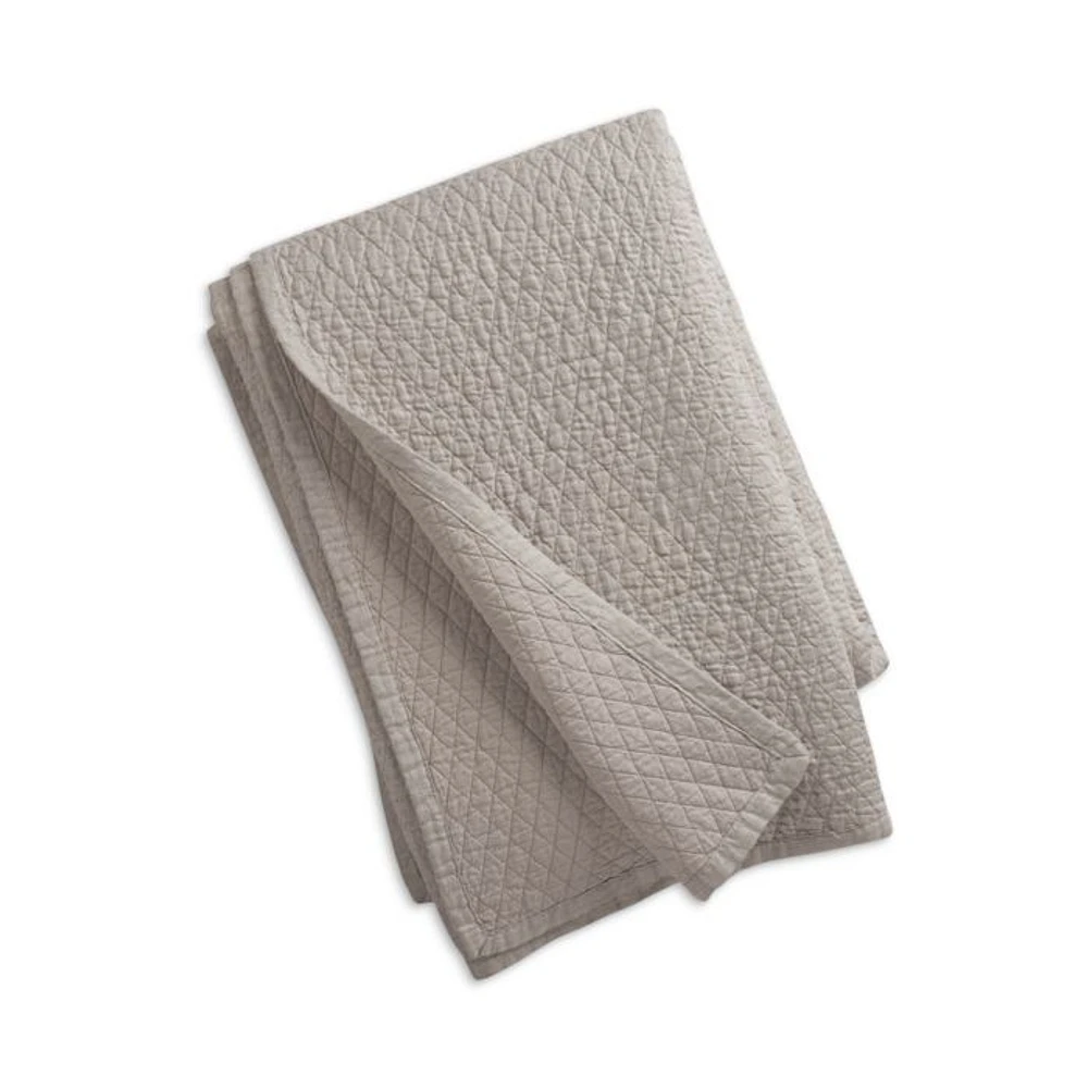 Dawn Diamond Quilted Coverlet
