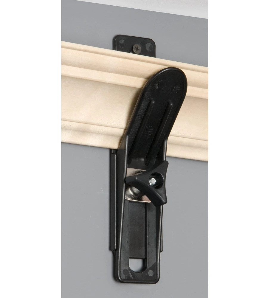 Crown Molding Hanger