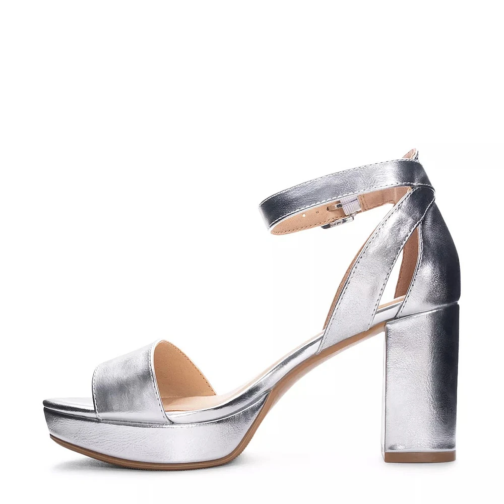 Women's Go On Platform Wide Width Sandal