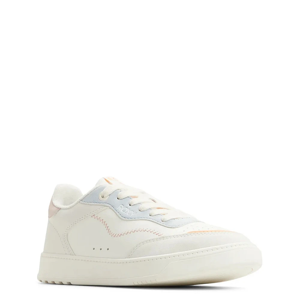 Vivianne Sneaker