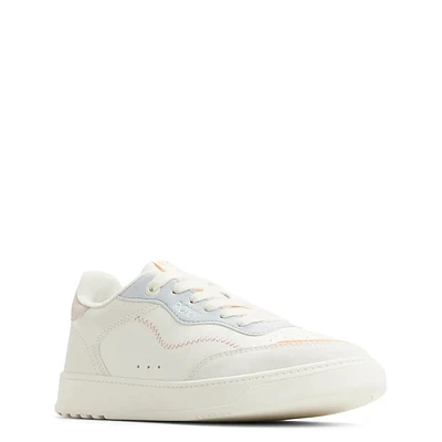 Vivianne Sneaker