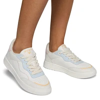 Vivianne Sneaker