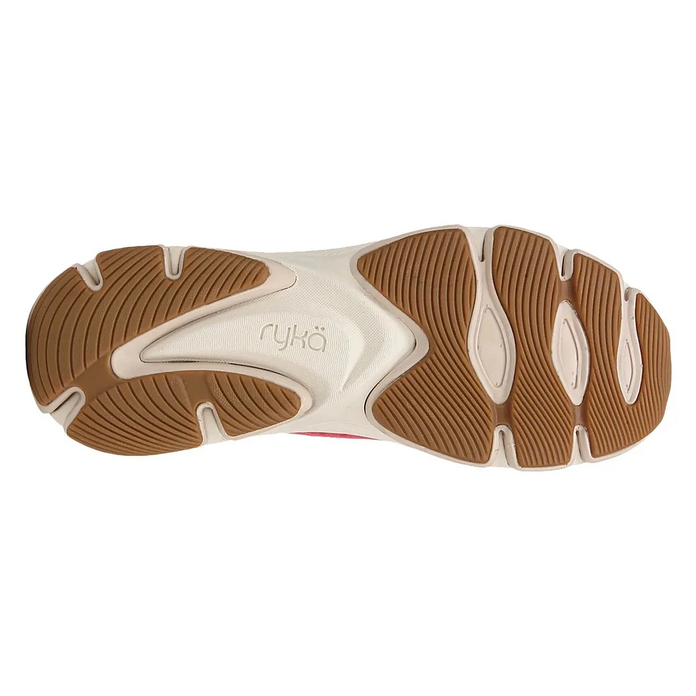 Women's Devotion X Max Sneaker