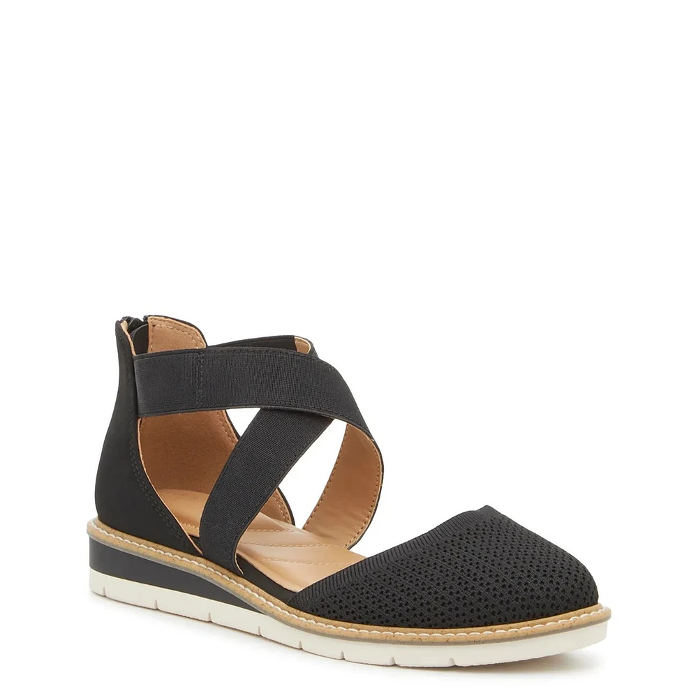 Women's Laurna Closed Toe Wide Width Wedge Sandal