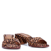 Linda Sandal