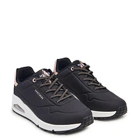 Women's Uno Shimmer Away Wide Sneaker