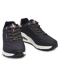 Women's Uno Shimmer Away Wide Sneaker