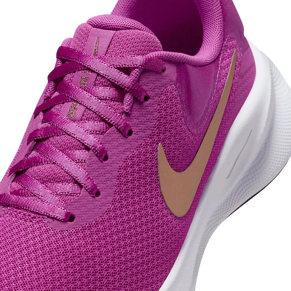 Women's Revolution 7 Running Shoe