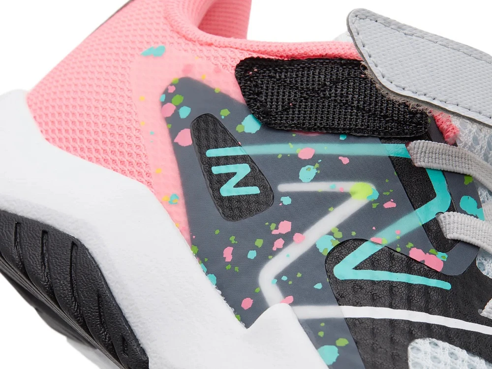 Youth Girls’ Rave Run v2 Running Shoe