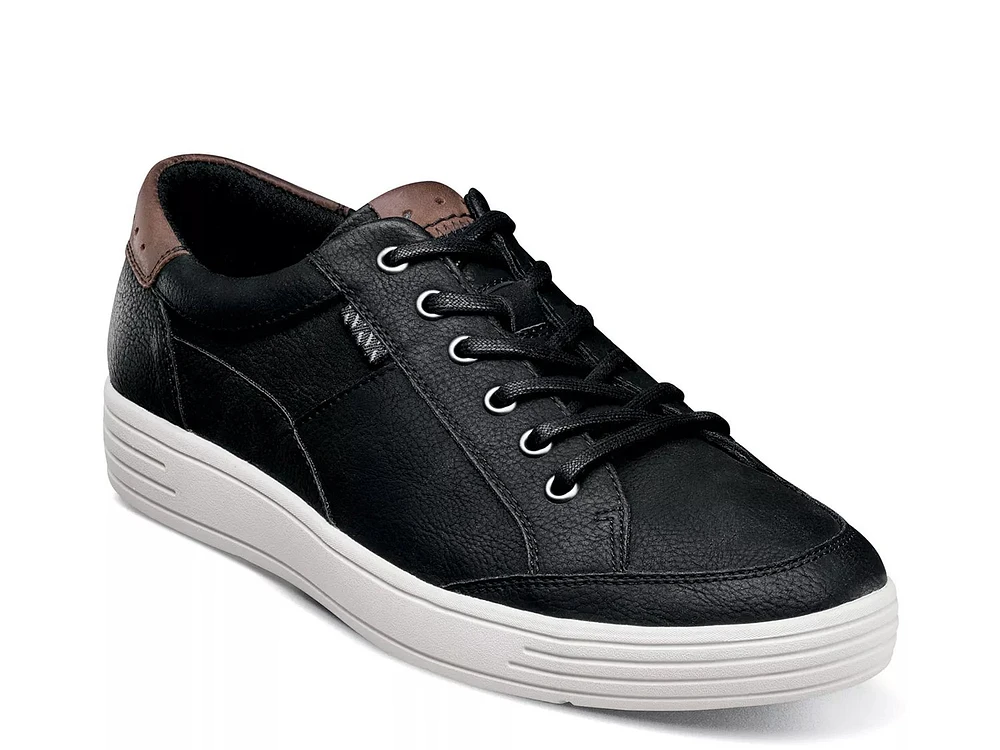 Kore City Walk Sneaker