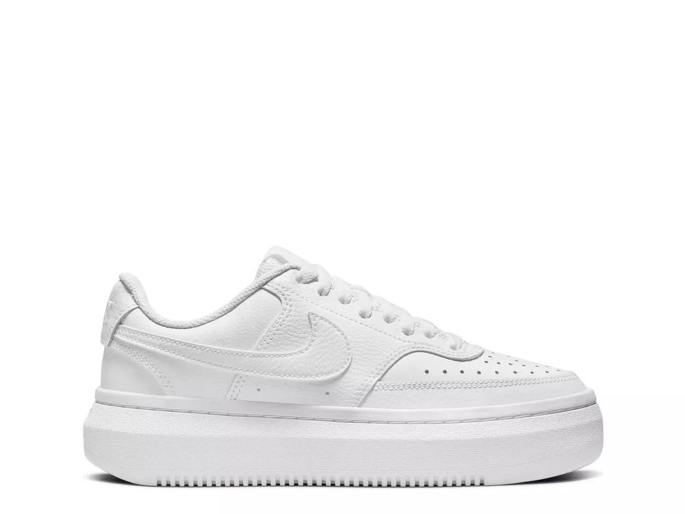 Court Vision Alta Sneaker