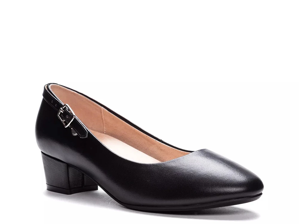 Zuri Dress Pump