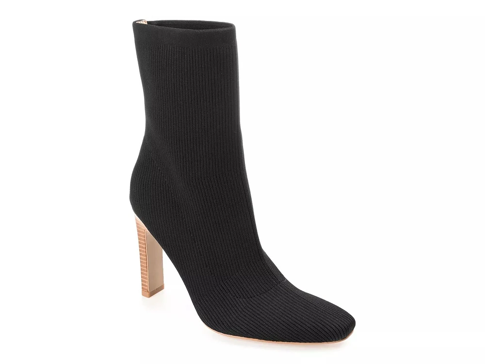 Ellisa Bootie