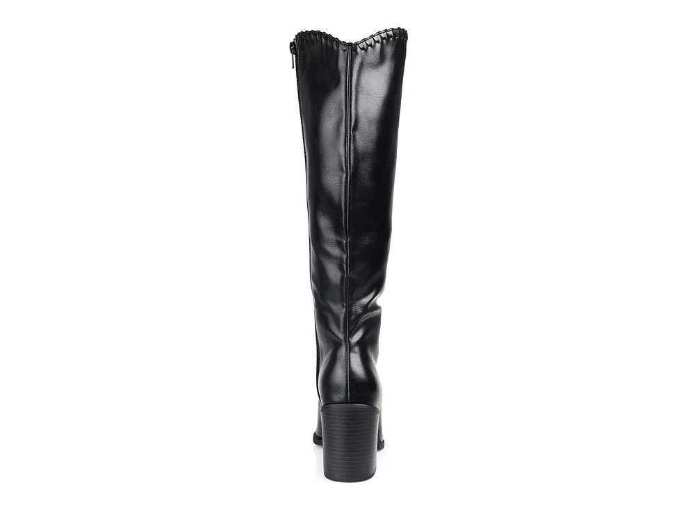 Daria Boot