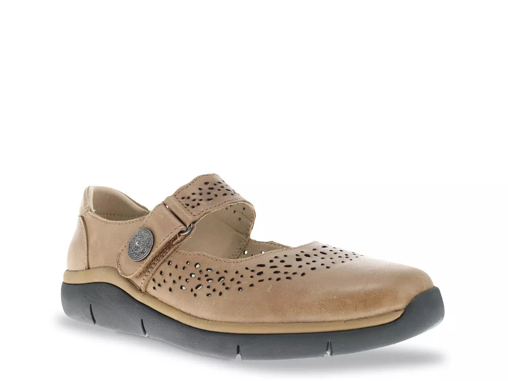 Selena Mary Jane Flat