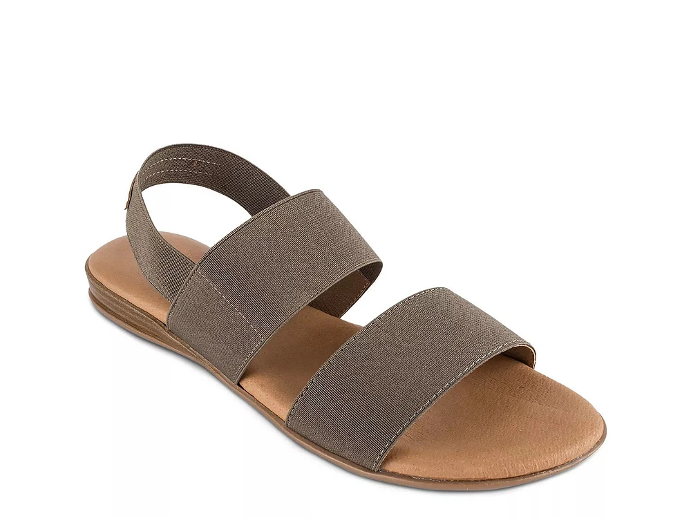 Nigella Sandal