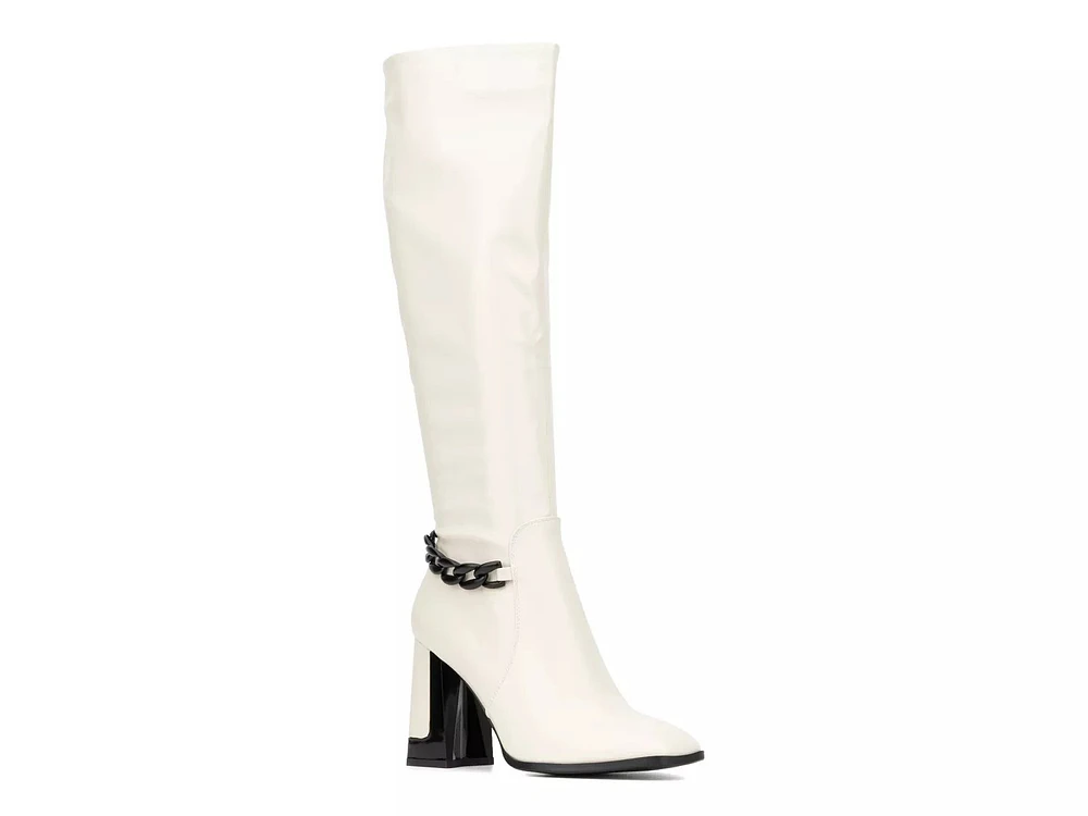 Lauren Boot
