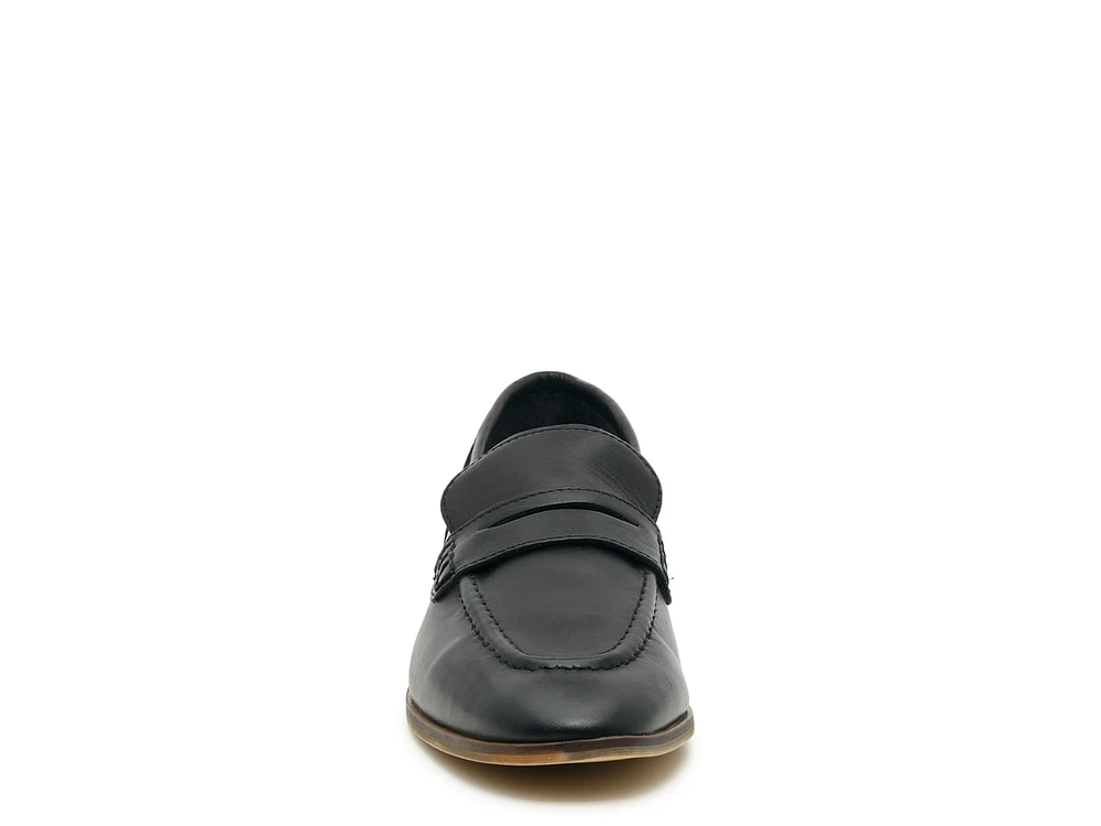 Jilliyah Loafer