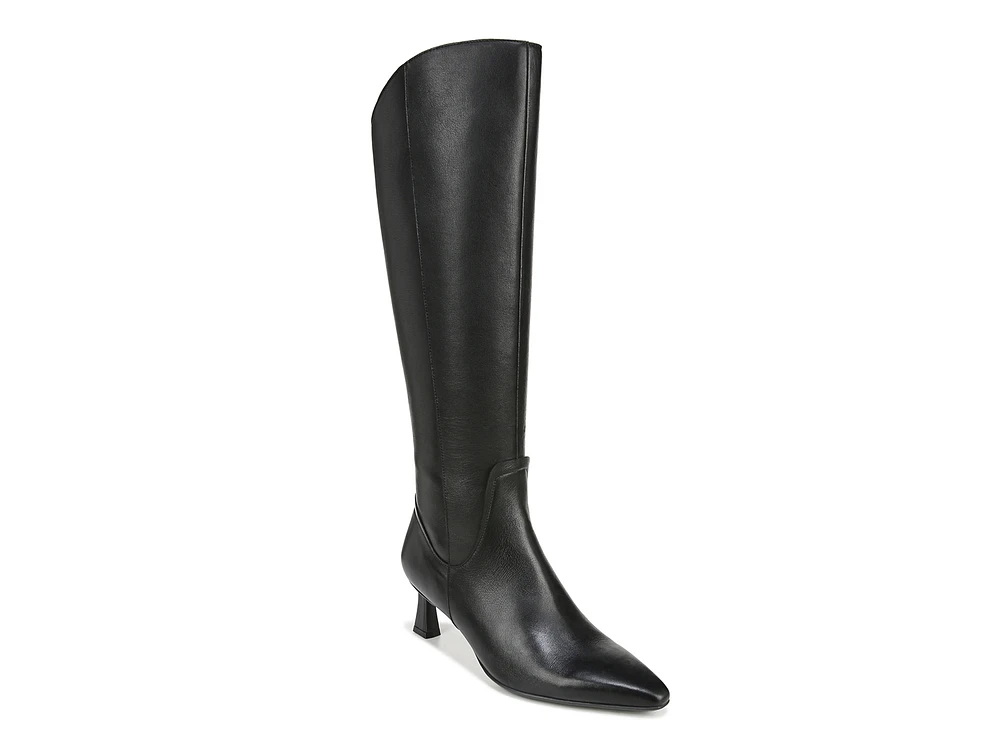 Deesha Boot