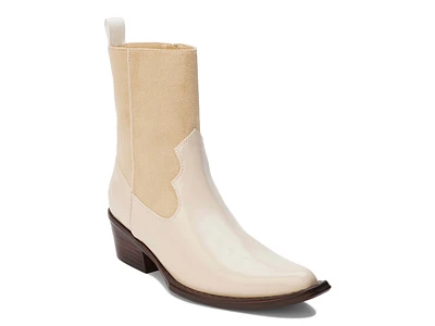 Harriet Bootie