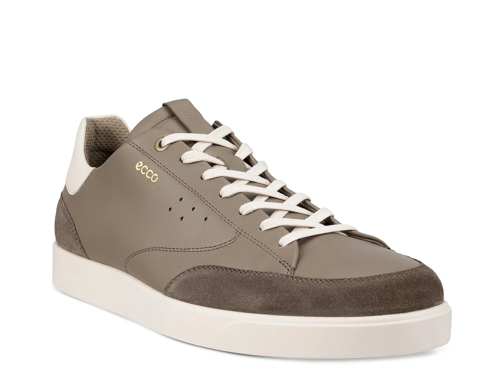Street Lite Luxe Sneaker