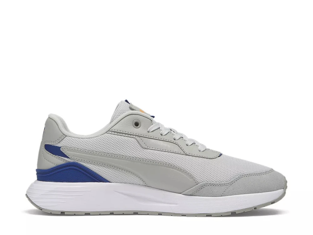 Runtamed Plus Sneaker