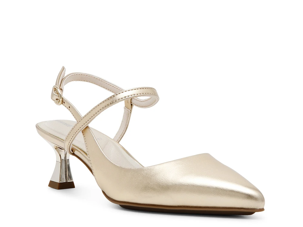 Ivette Pump