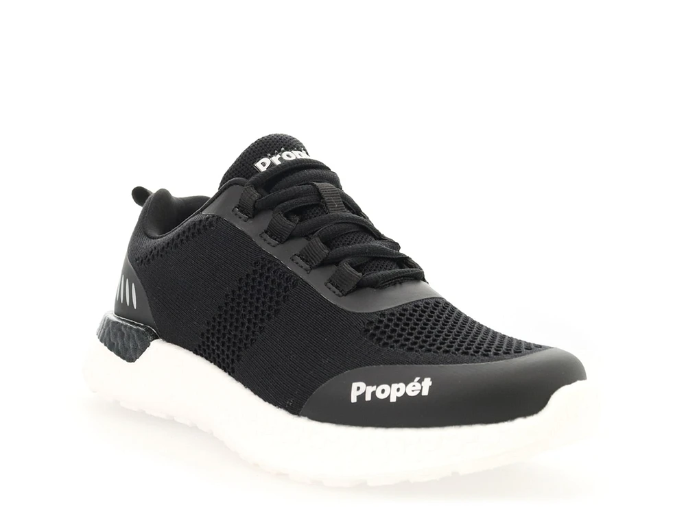 B10 Usher Sneaker