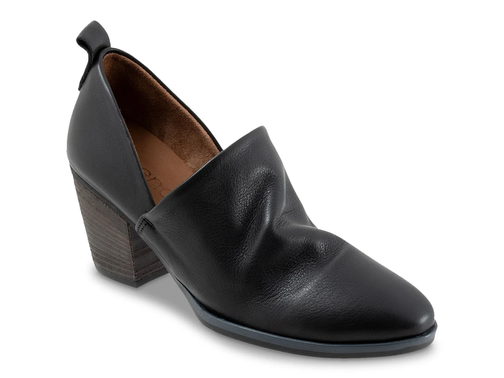 Kesia Pump