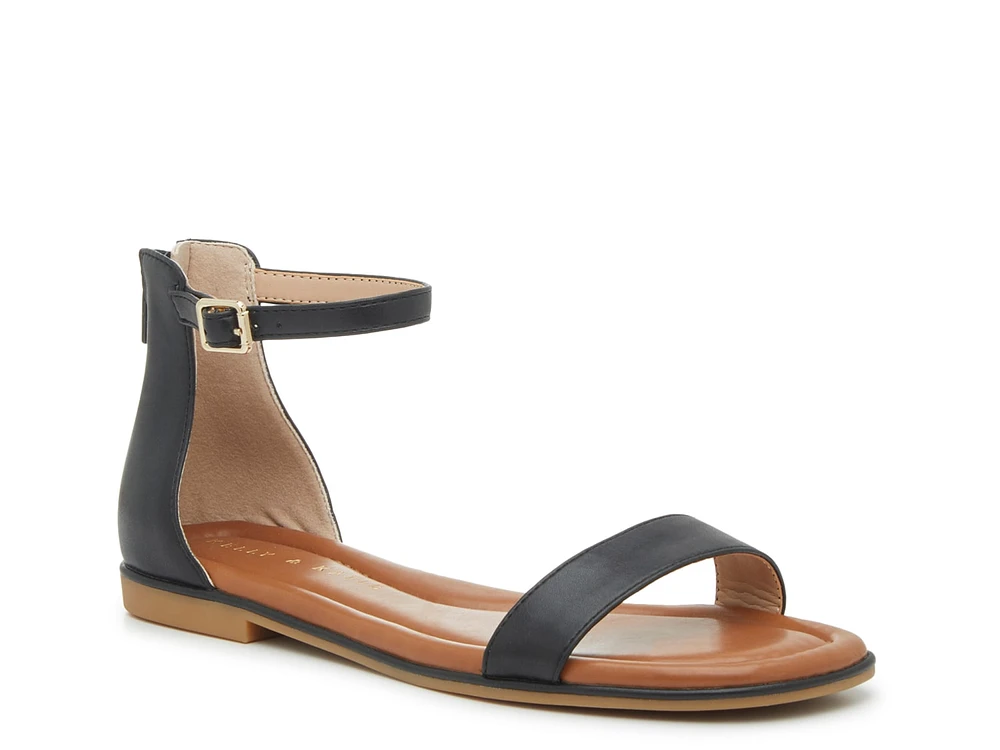 Nymie Sandal
