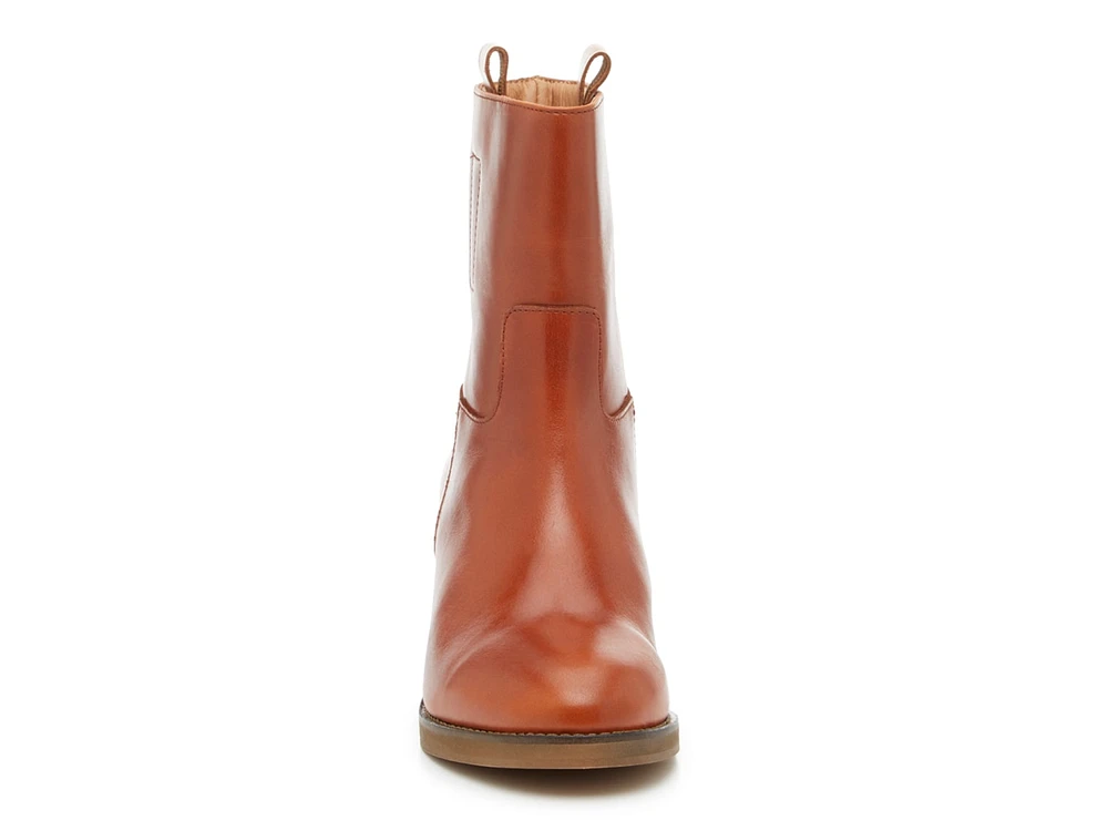 Tabby Bootie