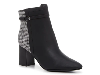 Berry Bootie