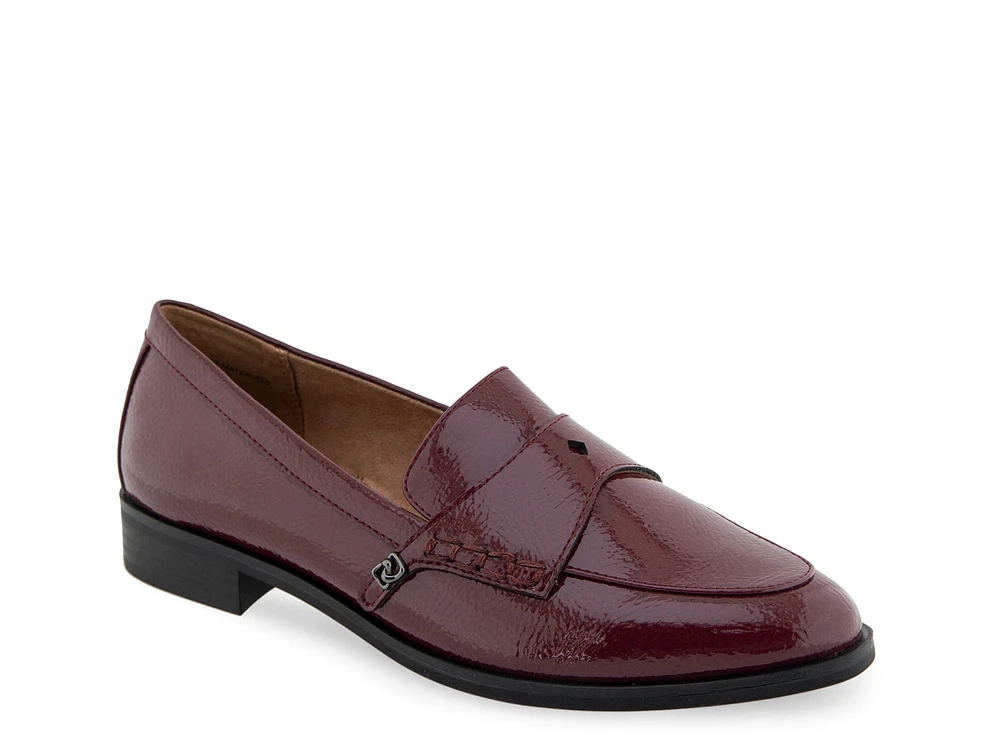 Eira Loafer