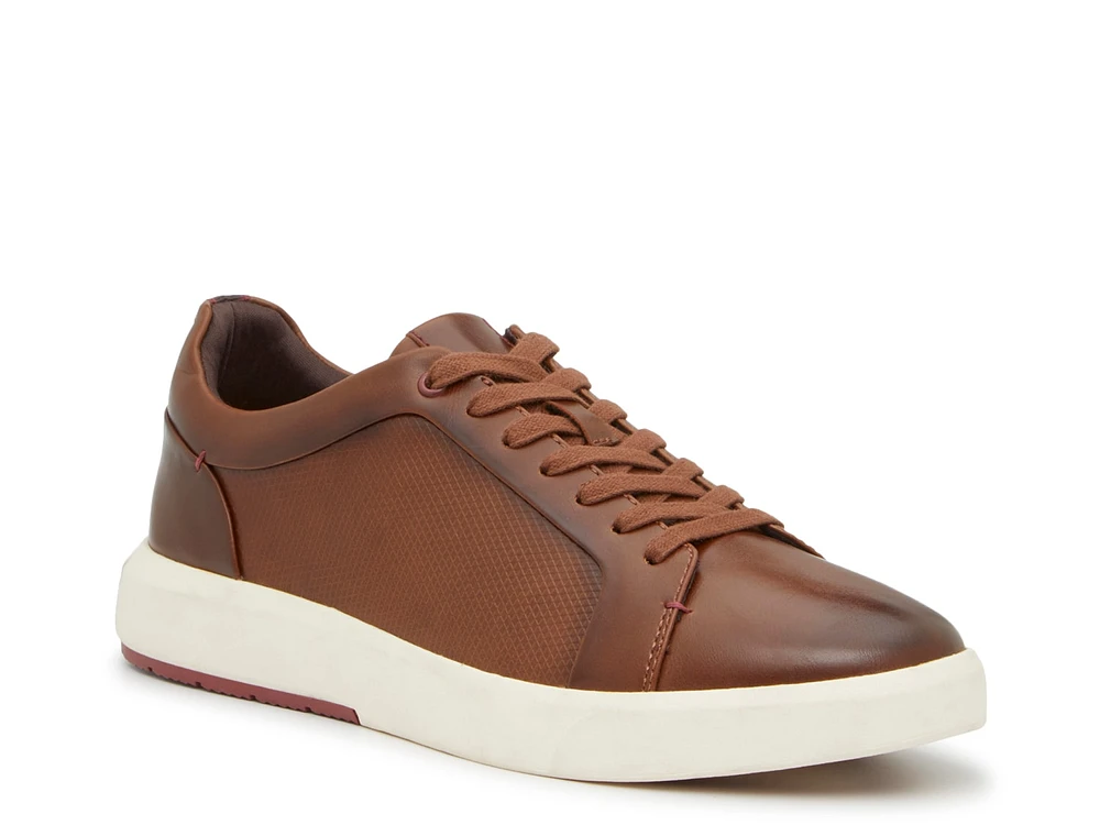 Briyann Sneaker