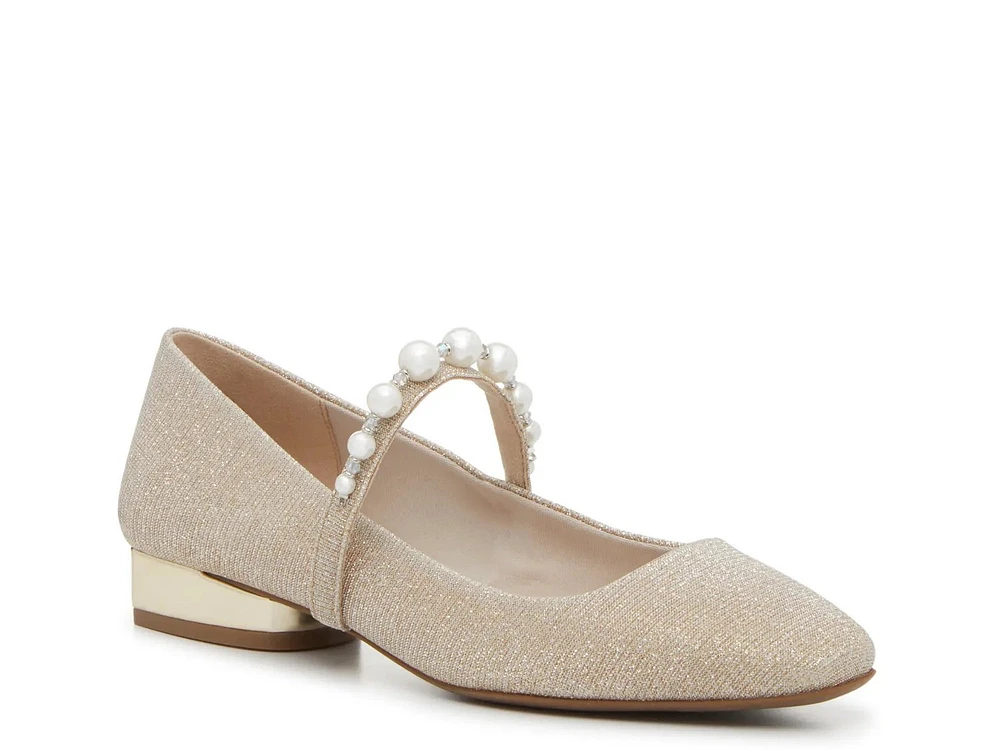 Carina Mary Jane Flat