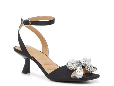 Zaina Sandal